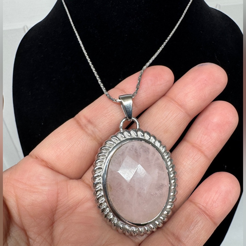 Rose quartz necklace
